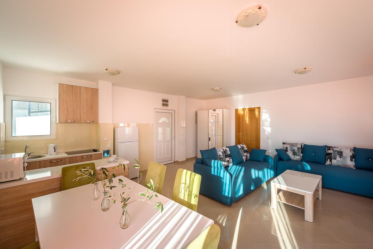 Apartments Mon Beach بودفا المظهر الخارجي الصورة